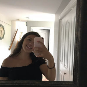 Meet your Posher, Haylee